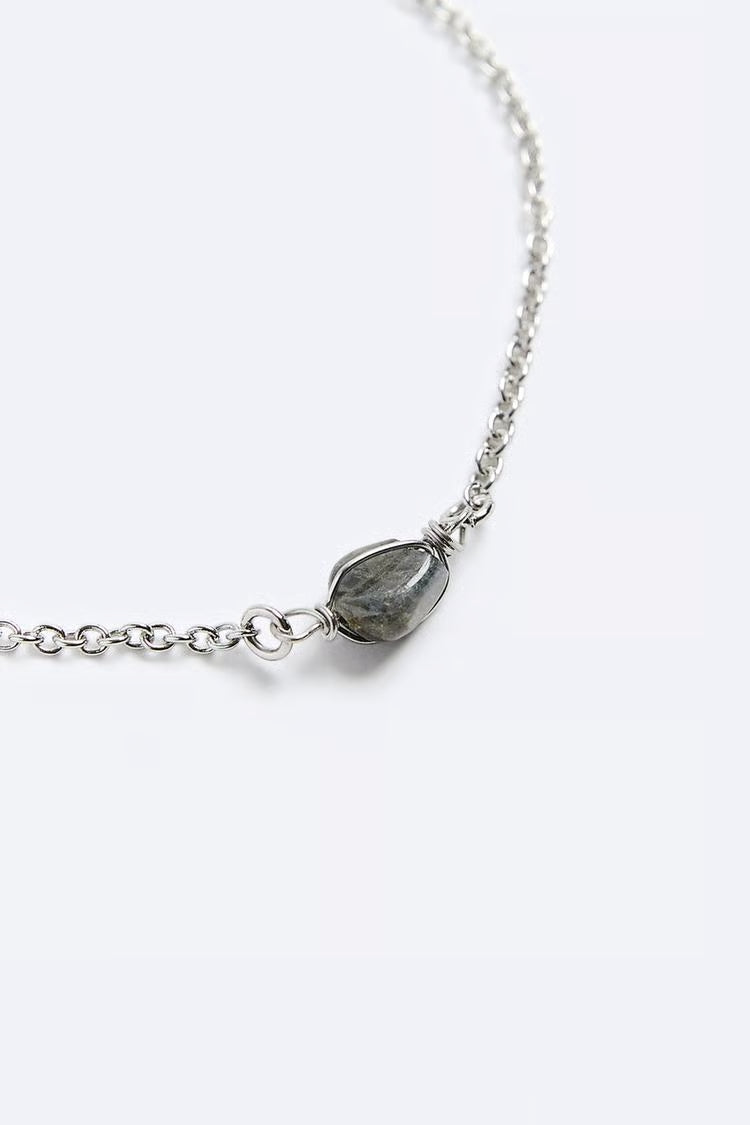 سوار من الأحجار المختلطة 